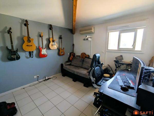 Appartement 5 pièces – 101 m² – Dernier étage avec terrasses – Vue Tour Magne