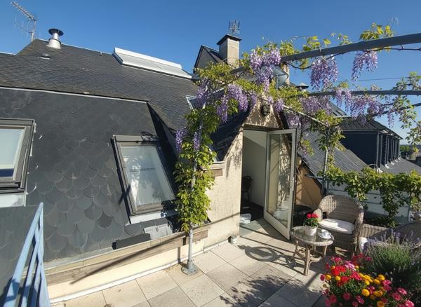 RARE Loft duplex - hyper centre - garage double - ascenseur Rodez