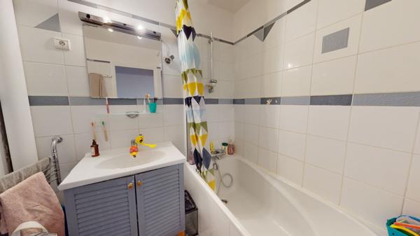 Appartement CHILLY-MAZARIN 3 pièces 62.18 m²