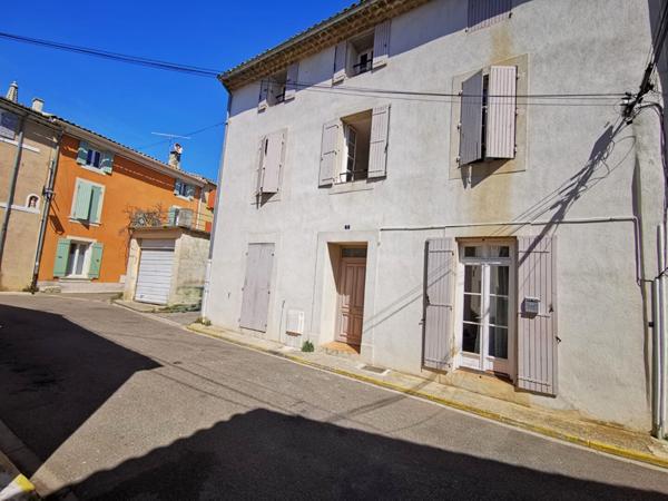 Appartement T2 de 48 m² situé au coeur de Caumont Sur Durance Caumont sur durance