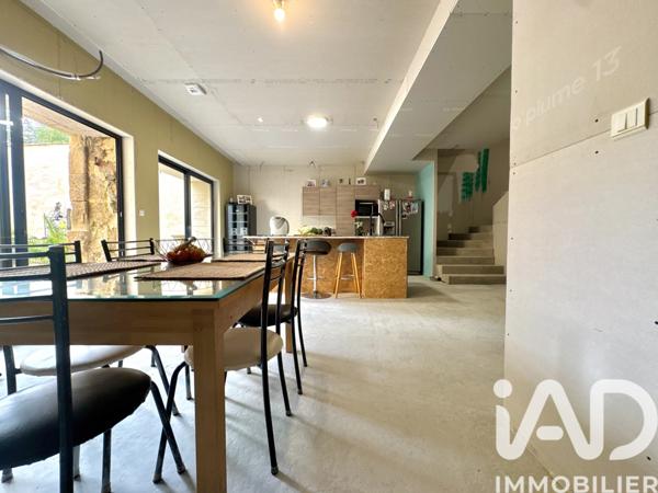 Maison à vendre 9 pièces 303 m² Remoulins