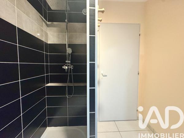 Maison à vendre 9 pièces 303 m² Remoulins