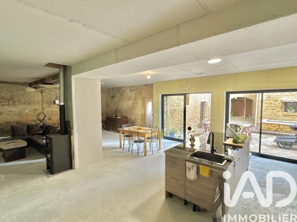 Maison à vendre 9 pièces 303 m² Remoulins