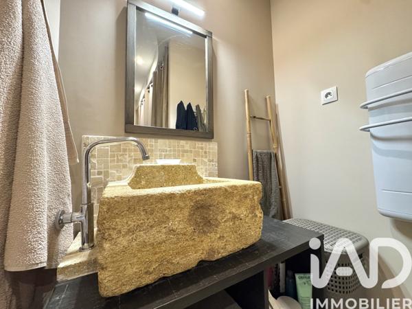 Maison à vendre 9 pièces 303 m² Remoulins