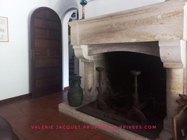 Belle endormie  10 km sud de Libourne