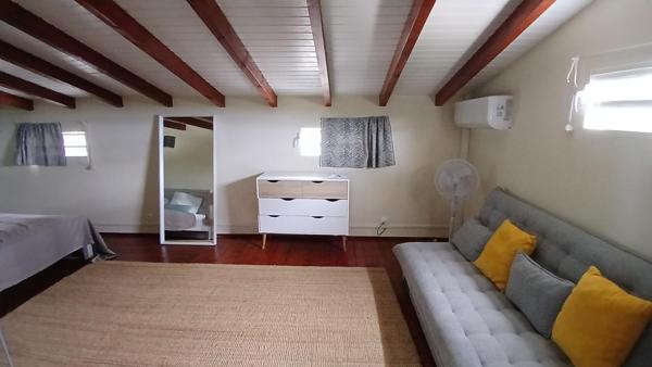 Maison au Calme 3 chambres, un bureau et piscine.