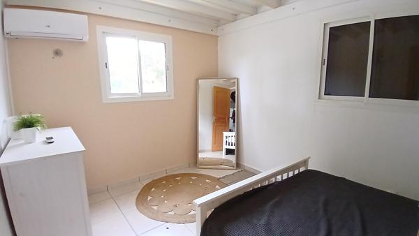 Maison au Calme 3 chambres, un bureau et piscine.