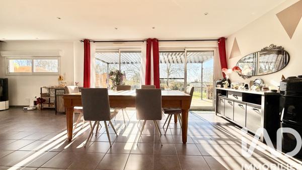 Maison à vendre 5 pièces 122 m² Saint-Savin