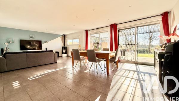 Maison à vendre 5 pièces 122 m² Saint-Savin