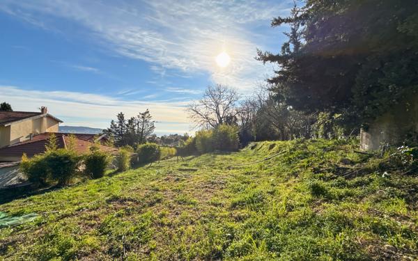 Maison à vendre    5 pièces • 160 m2 Nice