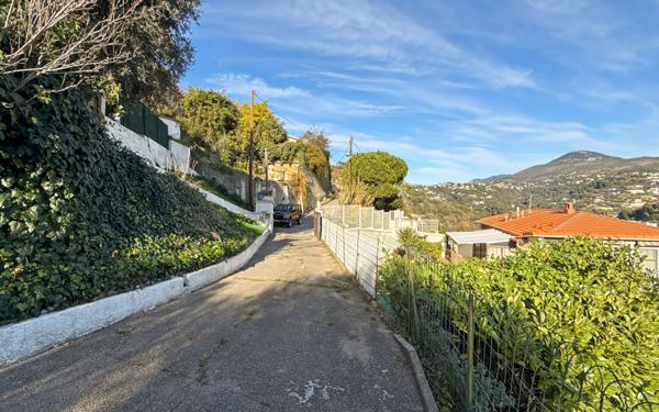 Maison à vendre    5 pièces • 160 m2 Nice