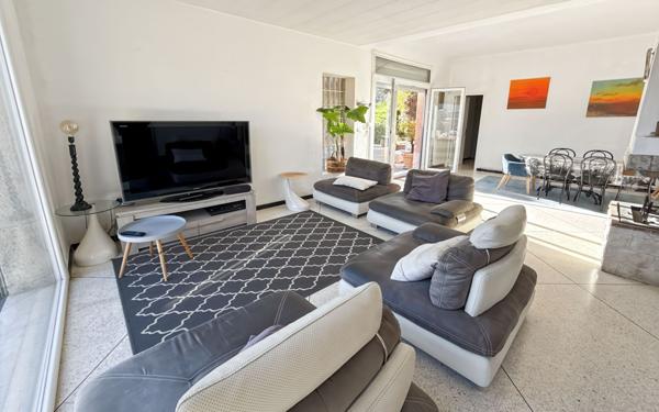 Maison à vendre    5 pièces • 160 m2 Nice