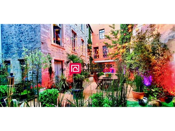 Unique au coeur de la Vieille Ville !!