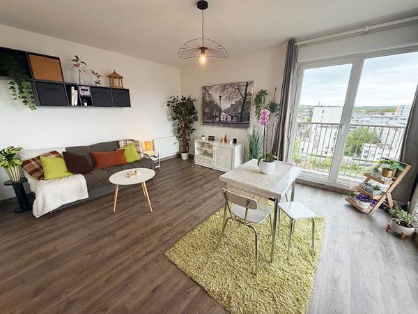 Appartement Cergy 3 pièce(s) 52.10 m2 €233 000 ** - Référence 2290