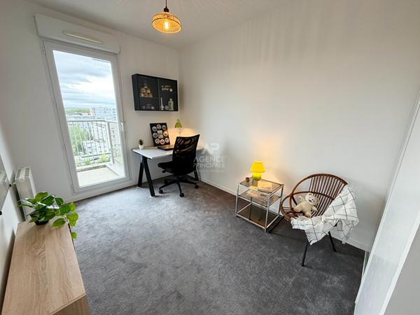 Appartement Cergy 3 pièce(s) 52.10 m2 €233 000 ** - Référence 2290