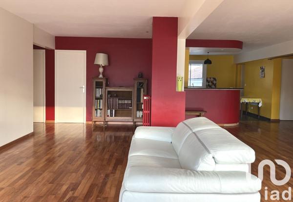 Appartement 4 pièces de 111 m² à Poitiers (86000)
