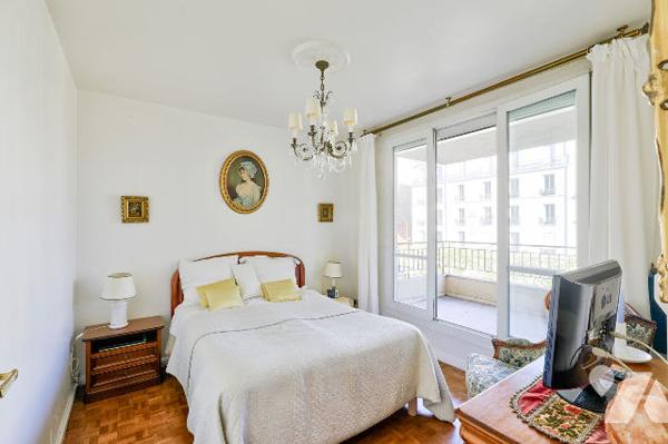 Saint-Mandé : 3 pièces avec balcon et box