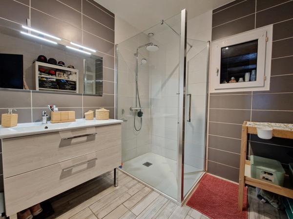 Aigrefeuille-d'Aunis (17290) Maison entièrement rénovée avec 3 chambres