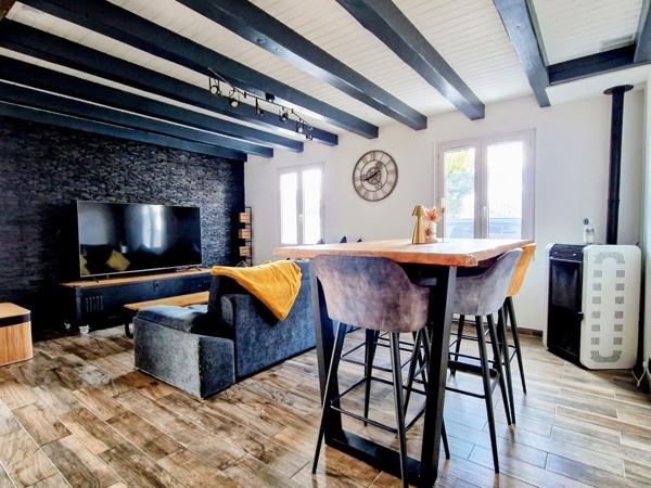 Aigrefeuille-d'Aunis (17290) Maison entièrement rénovée avec 3 chambres