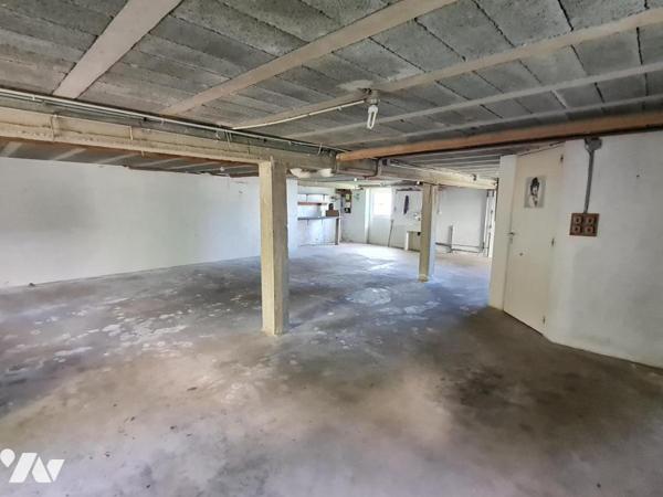 2068 - MORLAIX - MAISON AVEC HABITABILITE PLAIN PIED - 4 CHAMBRES - TERRAIN ARBORE 1727M²