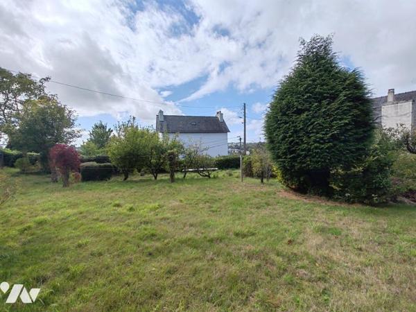 2068 - MORLAIX - MAISON AVEC HABITABILITE PLAIN PIED - 4 CHAMBRES - TERRAIN ARBORE 1727M²