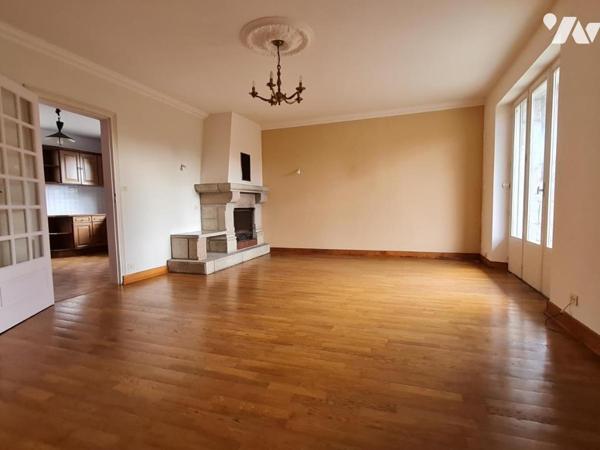 2068 - MORLAIX - MAISON AVEC HABITABILITE PLAIN PIED - 4 CHAMBRES - TERRAIN ARBORE 1727M²