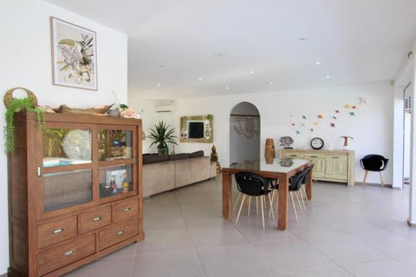 Baie-Mahault (97122) Maison contemporaine haut de gamme avec piscine – Baie-Mahault