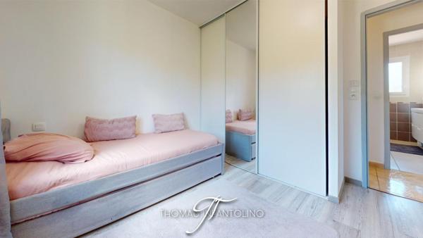 EN EXCLUSIVITE - VILLEMOUSTAUSSOU - 3 CHAMBRES - PLANCHER CHAUFFANT - GARAGE - PISCINE