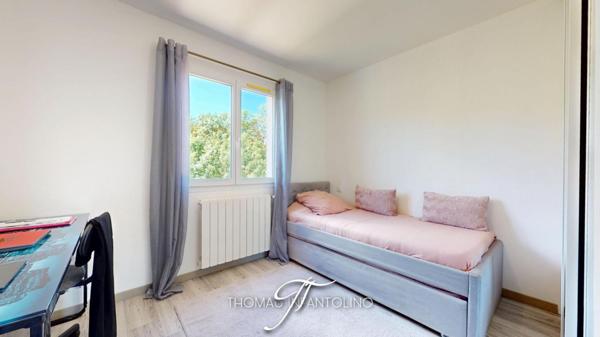 EN EXCLUSIVITE - VILLEMOUSTAUSSOU - 3 CHAMBRES - PLANCHER CHAUFFANT - GARAGE - PISCINE