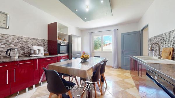 EN EXCLUSIVITE - VILLEMOUSTAUSSOU - 3 CHAMBRES - PLANCHER CHAUFFANT - GARAGE - PISCINE