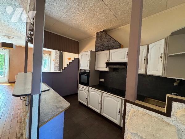 Appartement de type 3  au cœur de Crest avec terrasse .