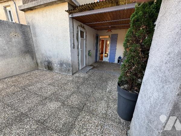 Appartement de type 3  au cœur de Crest avec terrasse .