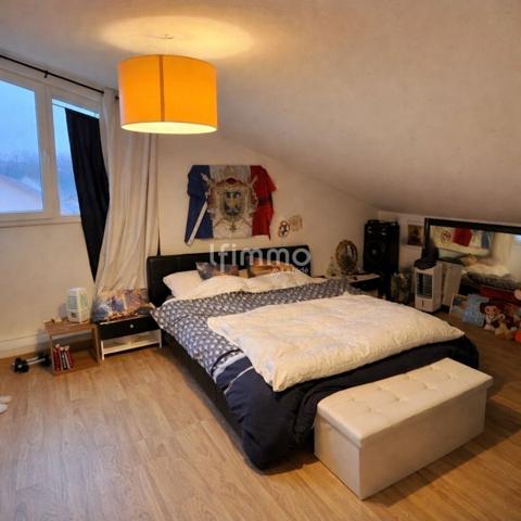 Maison 5 pièces à Delle