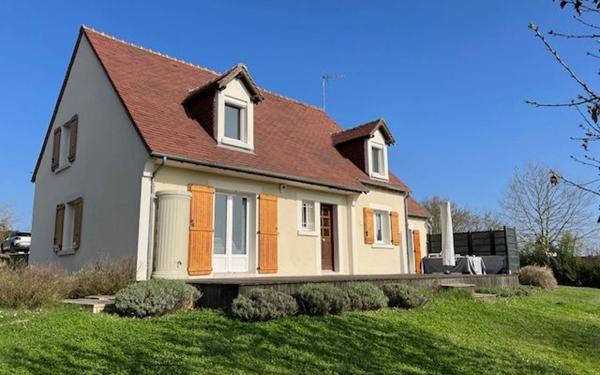 Maison à vendre    5 pièces •  Saint-Aignan