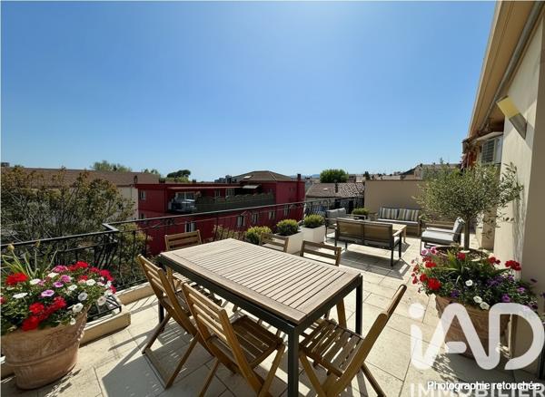 Appartement à vendre 4 pièces 87 m² Mouans-Sartoux
