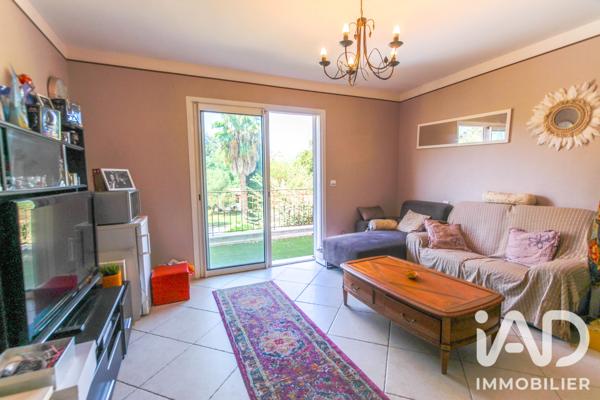 Maison à vendre 8 pièces 264,15 m² Roquebrune-sur-Argens