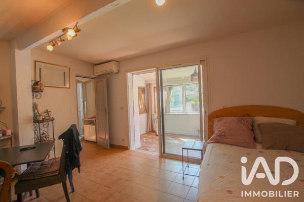 Maison à vendre 8 pièces 264,15 m² Roquebrune-sur-Argens