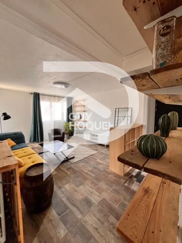 REIMS - LOCATION - Secteur PORT COLBERT / CLAIRMARAIS - Type 3 en dernier étage avec balcon (chauffage et eau compris)