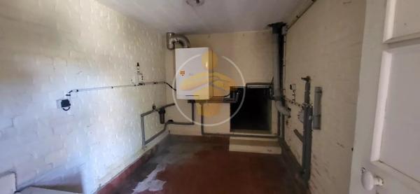 Vente                                                      Maison
                        
                     5 pièces                      75 m2                     à Sinceny