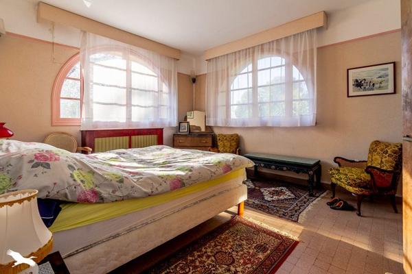 Maison à vendre |                                       Hardricourt |                                        8 pièces  |  180 m²