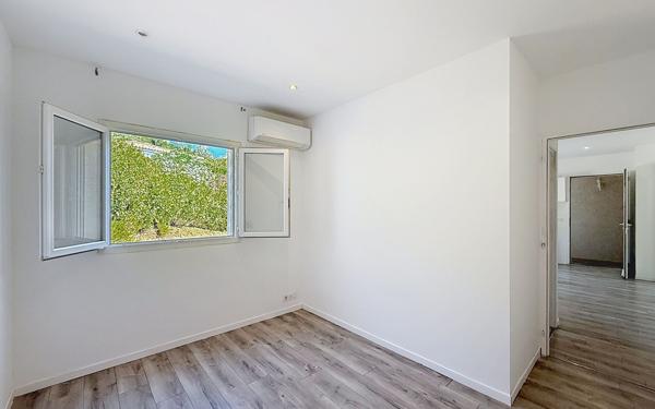 Maison à vendre    5 pièces • 176 m2 Alata