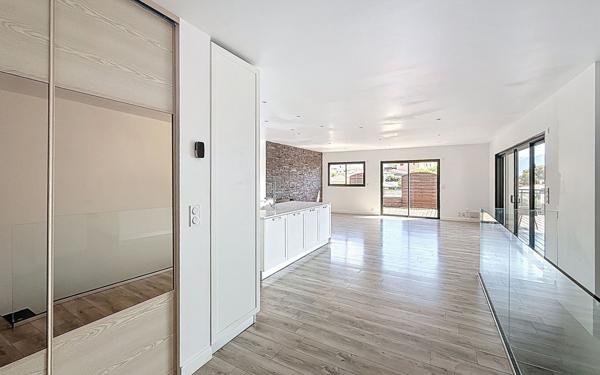 Maison à vendre    5 pièces • 176 m2 Alata