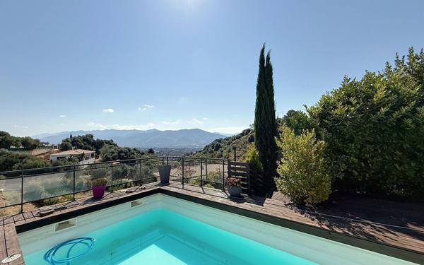 Maison à vendre    5 pièces • 176 m2 Alata