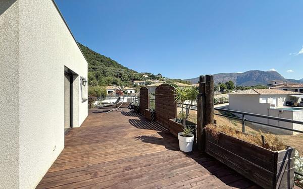 Maison à vendre    5 pièces • 176 m2 Alata