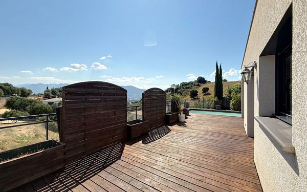 Maison à vendre    5 pièces • 176 m2 Alata