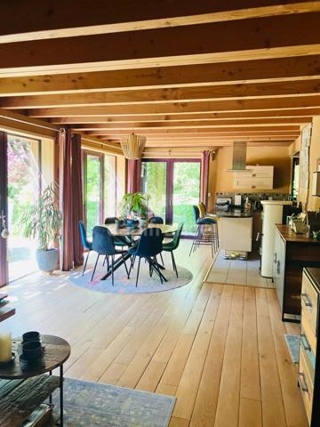 Maison en Bois à vendre 9 pièces LE TREHOU (29)