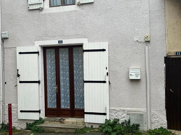 Maison 73m²  Gençay centre