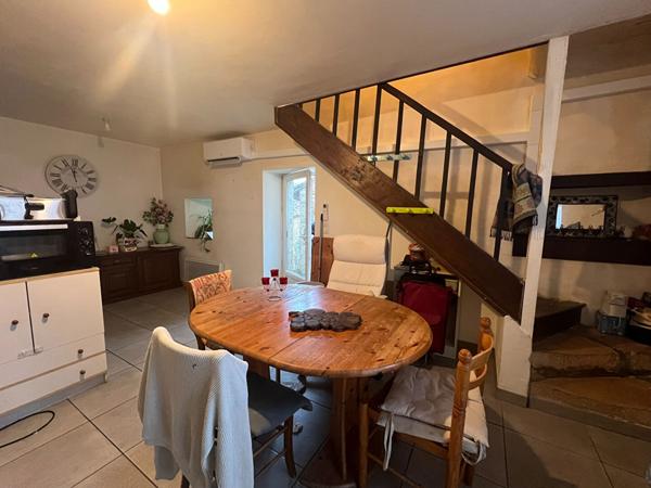 Maison 73m²  Gençay centre