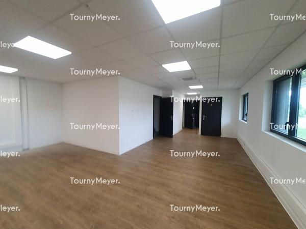 Local d'activites 3498m² À louer - AMBARÈS-ET-LAGRAVE
