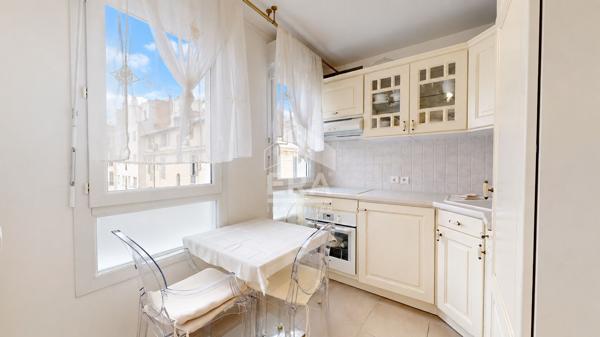 NICE - MUSICIENS : JOLI 3 PIÈCES EN DUPLEX AVEC TERRASSE